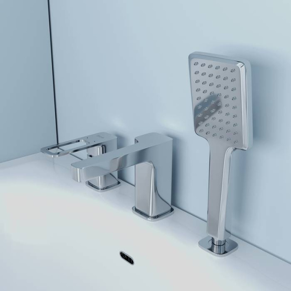 Смеситель на борт ванны IDDIS Slide на 3 отверстия с керамическим дивертором хром (SLISB30i07)